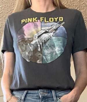 Old Navy Pink Floyd Wish You Were Here Robot Handshake Graphic T-Shirt
